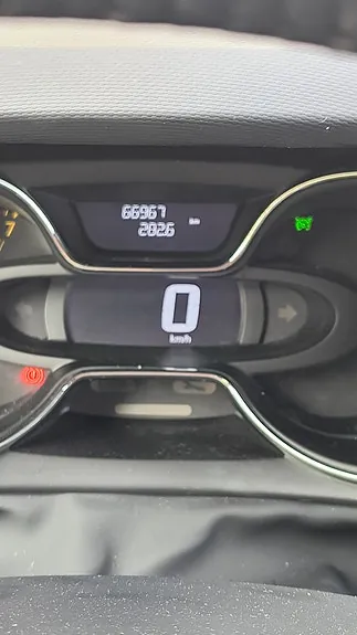 Renault Captur 2016 photo 2