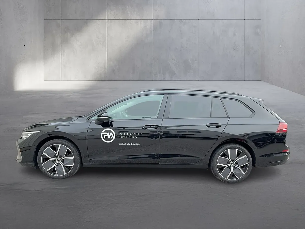 Volkswagen Golf 2026 photo 2