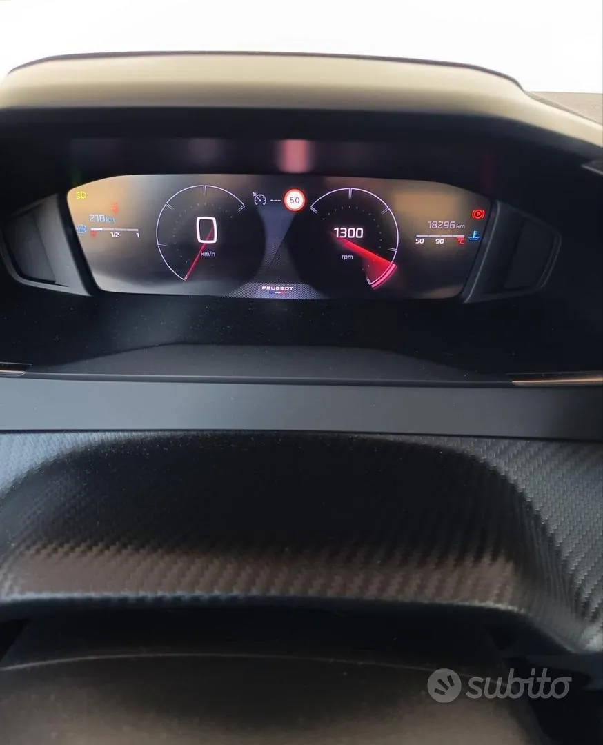 Peugeot 208 2024 photo 2