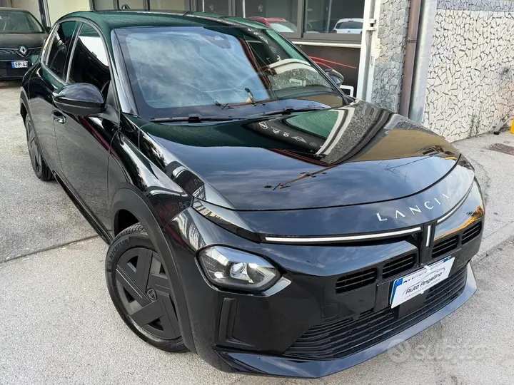 Lancia Ypsilon 2024 photo 4