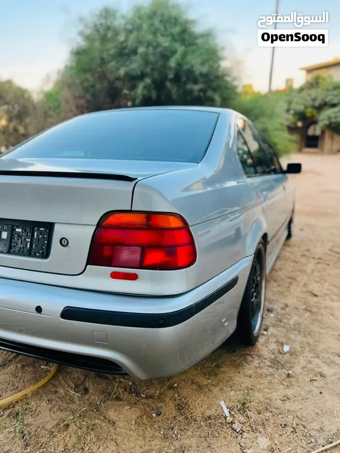BMW 5 Series 1998 photo 2