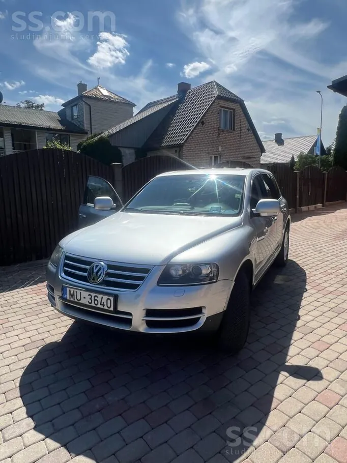 Volkswagen Touareg
