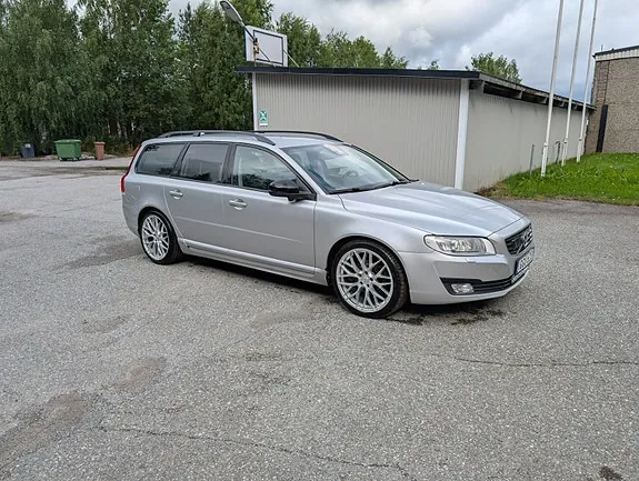 Volvo V70 2015 photo 4