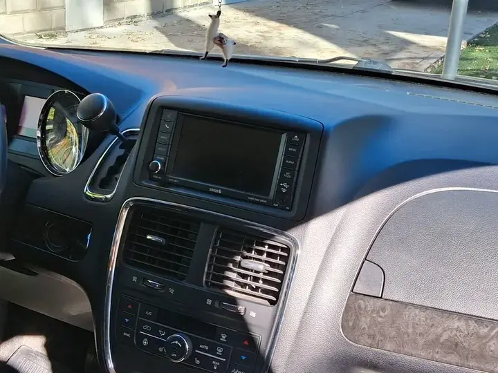 Dodge Grand Caravan 2014 photo 4