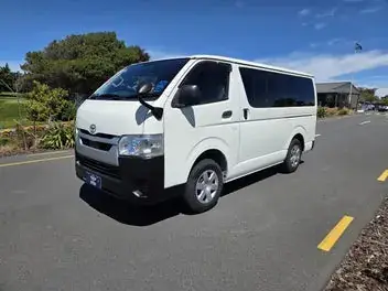Toyota Hiace 2022 photo 4