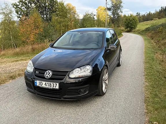 Volkswagen Golf V