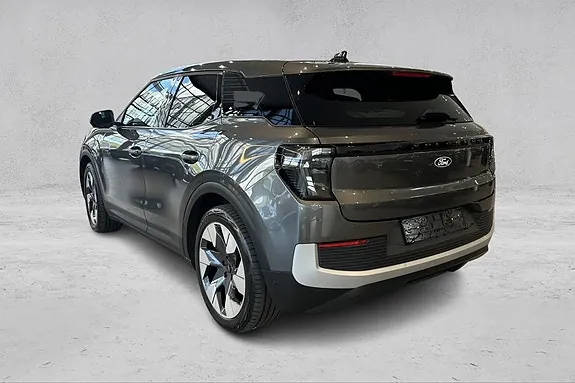 Ford Explorer 2024 photo 3