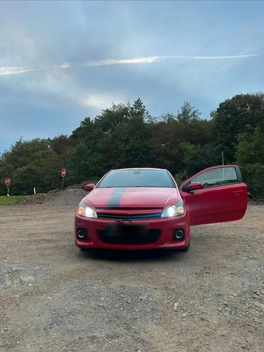 Opel Astra Gtc H
