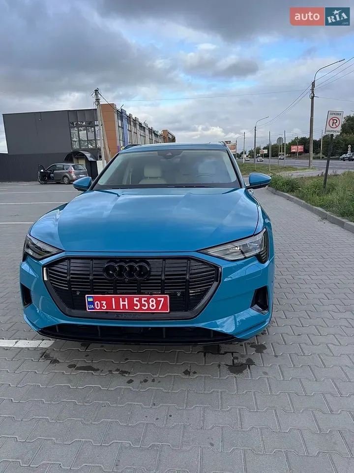 Audi E-Tron 2019 photo 2