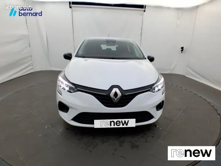 Renault Clio 2023 photo 2