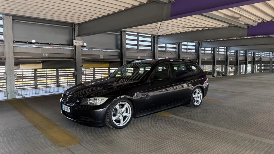 BMW E91 320D
