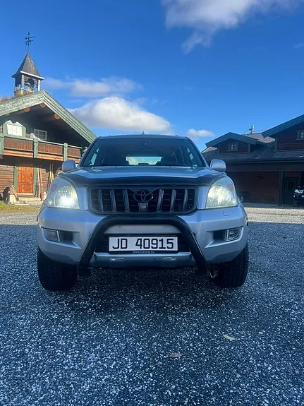 Toyota Land Cruiser 2006 photo 2