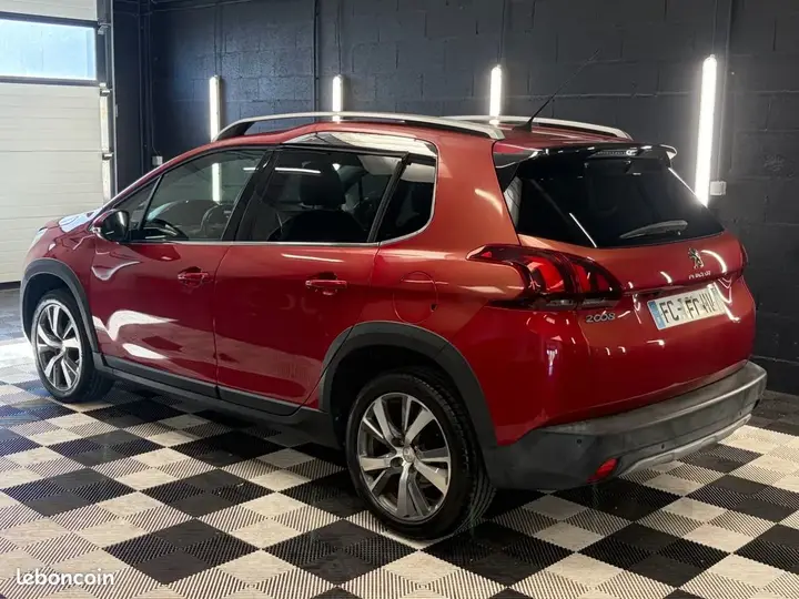 Peugeot 2008 2017 photo 3