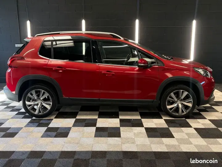Peugeot 2008 2017 photo 4