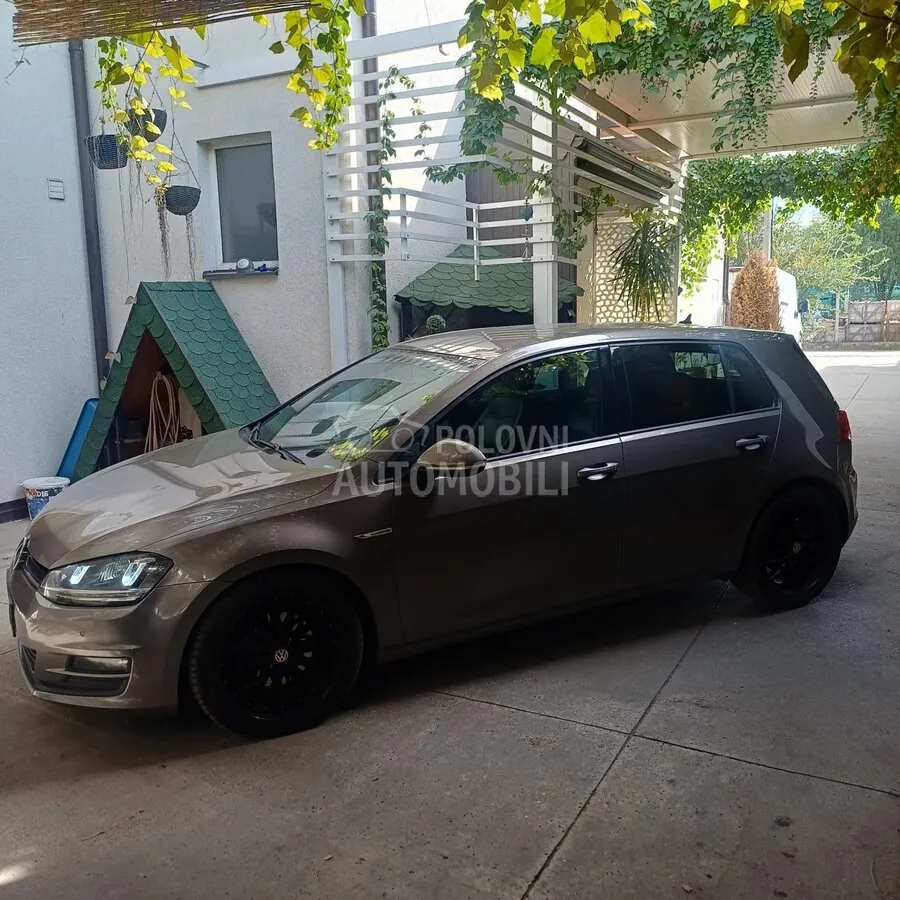 Volkswagen Golf 2013 photo 4