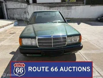 Mercedes-Benz 190E 1992 photo 3