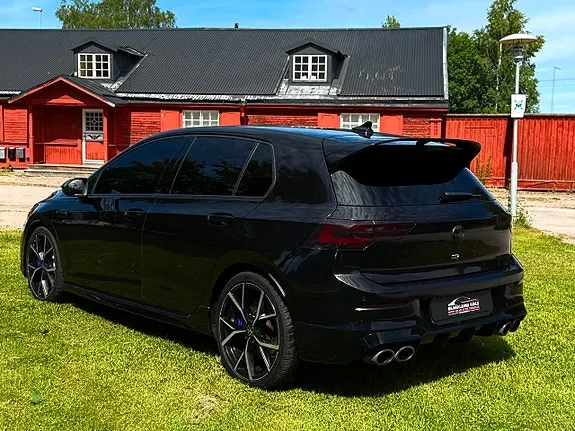 Volkswagen Golf I 2023 photo 3