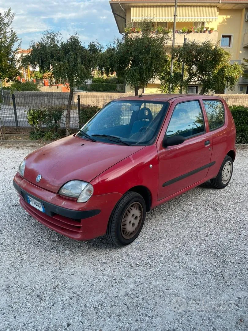 Fiat Seicento 2002 photo 2