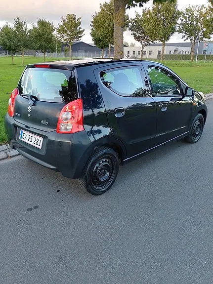 Suzuki Alto 2010 photo 4