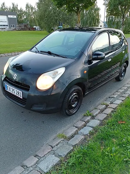 Suzuki Alto 2010 photo 2