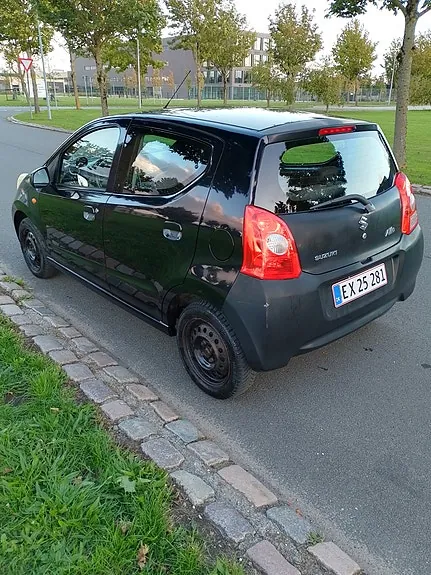 Suzuki Alto 2010 photo 5