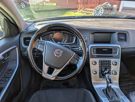 Volvo V60 2015 photo 5