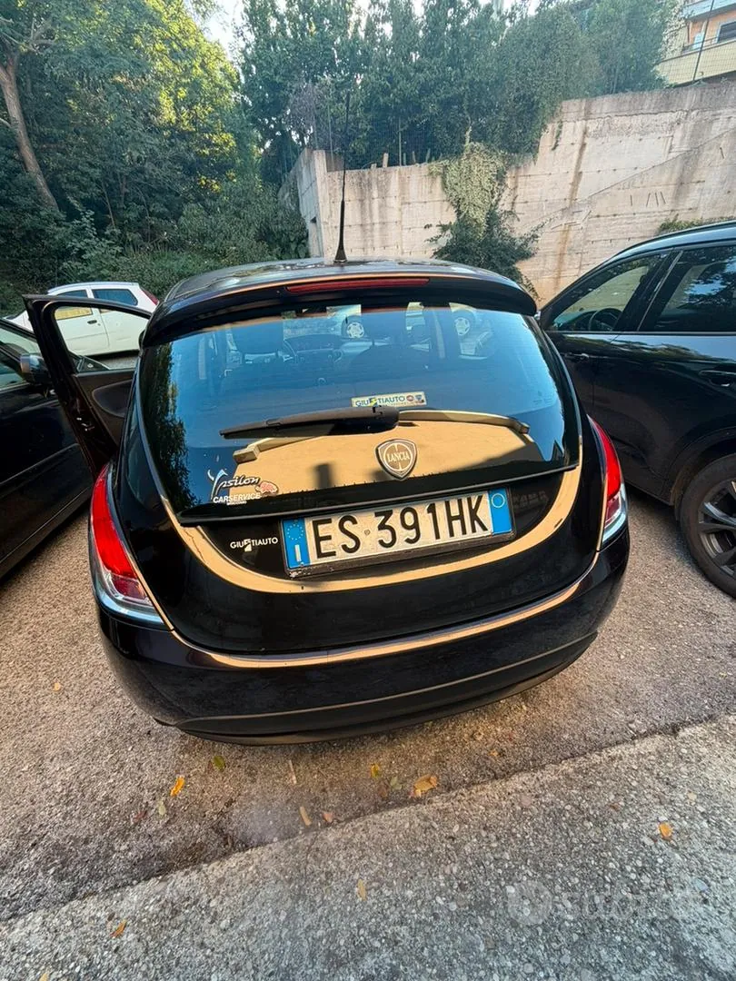 Lancia Ypsilon 2013 photo 5