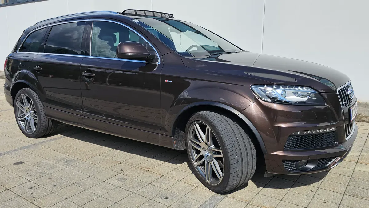 Audi Q7 2010 photo 3