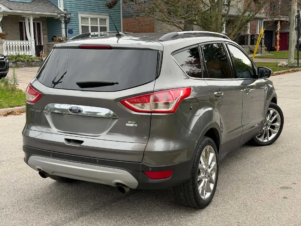 Ford Escape 2014 photo 2