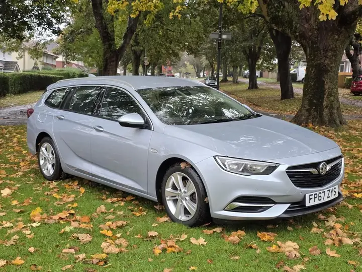 Vauxhall Insignia 2018 photo 3