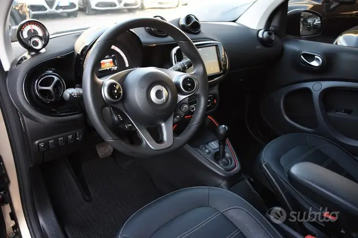 Smart Fortwo 2021 photo 5
