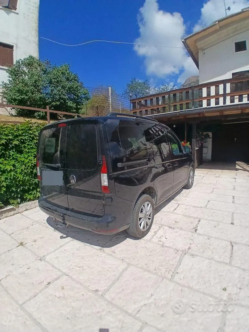 Volkswagen Caddy 2022 photo 2