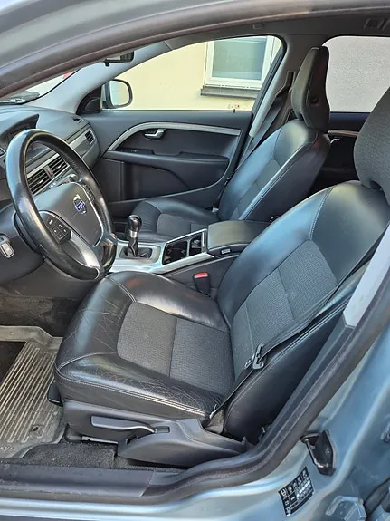 Volvo V70 2013 photo 5