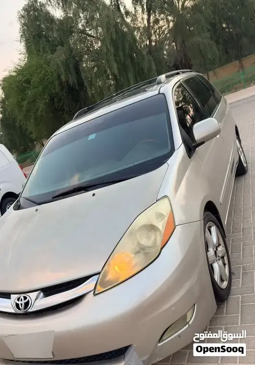 Toyota Sienna 2006 photo 3