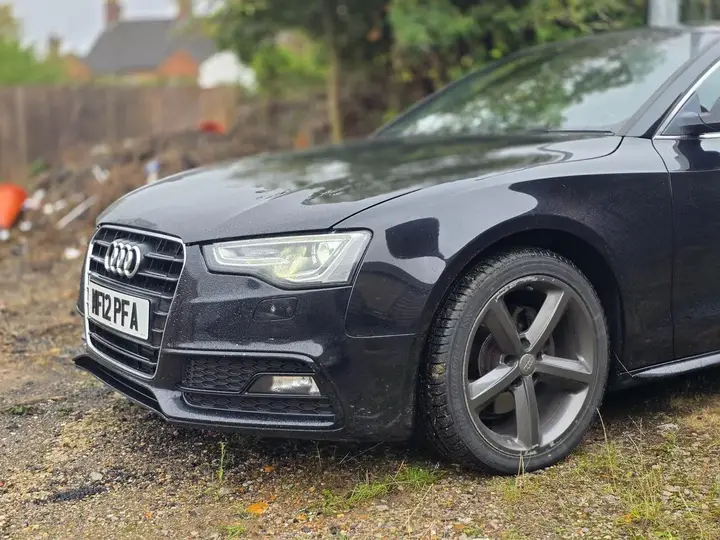 Audi A5 2012 photo 5