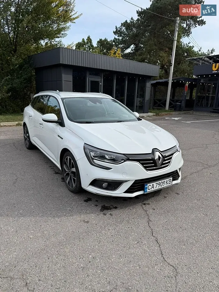 Renault Megane 2020 photo 2