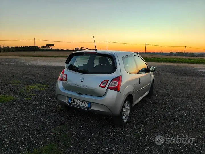 Renault Twingo 2014 photo 3