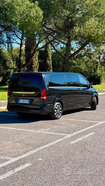 Mercedes-Benz V-Class 2024 photo 2