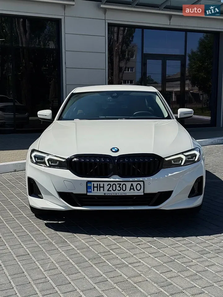 BMW 3 Series 2024 photo 4