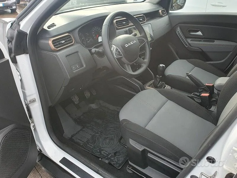 Dacia Duster 2023 photo 5