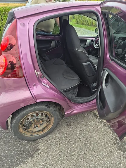 Peugeot 107 2007 photo 4