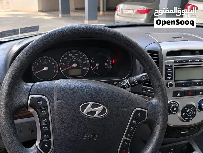 Hyundai Santa Fe 2012 photo 4