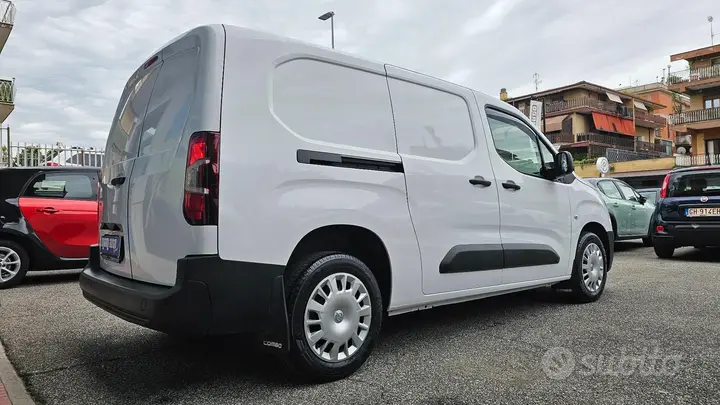Opel Combo 2022 photo 4
