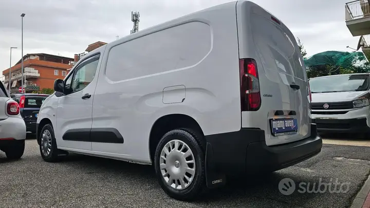Opel Combo 2022 photo 5