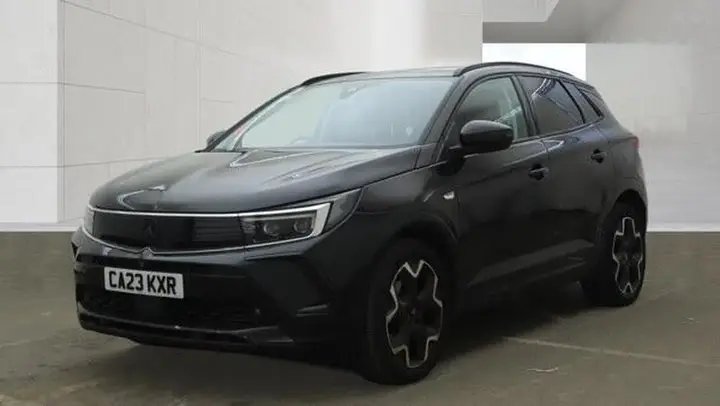 Vauxhall Grandland 2023 photo 2