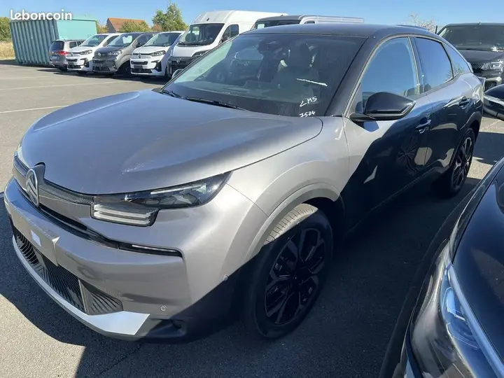 Citroen C4 2026 photo 2