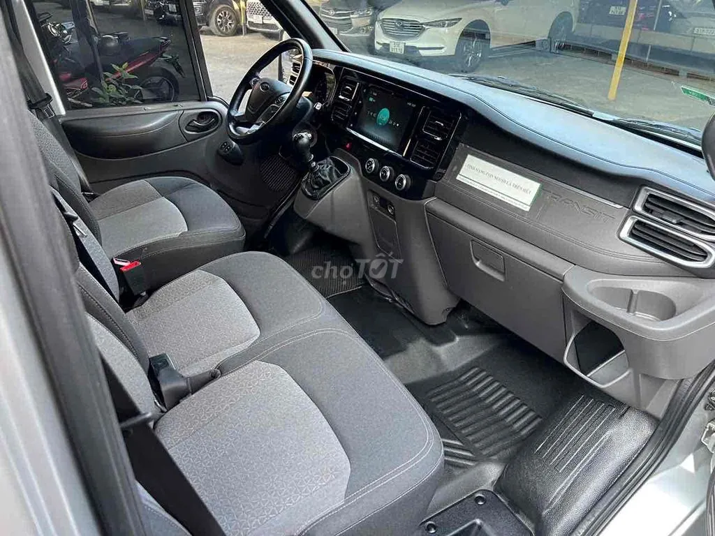 Ford Transit 2023 photo 4