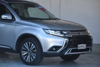 Mitsubishi Outlander 2021 photo 3