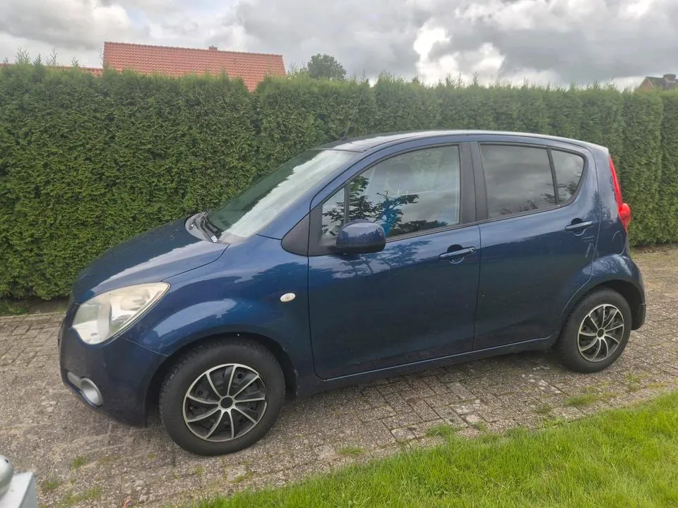 Opel Agila