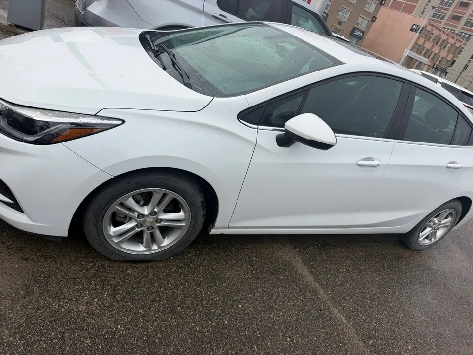 Chevrolet Cruze 2016 photo 2